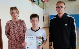 wręczenie puchar&oacute;w i dyplom&oacute;w