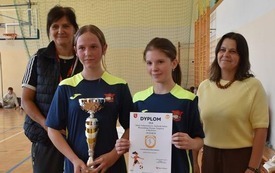 wręczenie puchar&oacute;w i dyplom&oacute;w