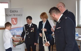 wręczenie dyplom&oacute;w i nagr&oacute;d