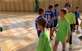 Halowa piłka nożna w ramach ID 2022/2023 4