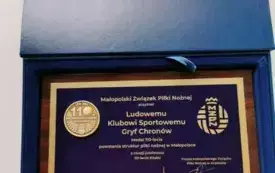 pamiątkowa tabliczka 