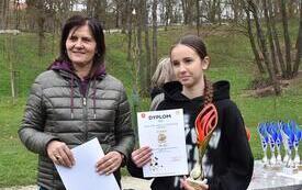 wręczanie dyplom&oacute;w i puchar&oacute;w