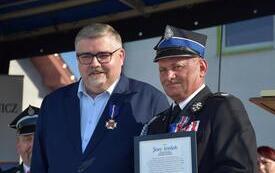 gratulacje władz powiatowych dla OSP Kr&oacute;l&oacute;wka