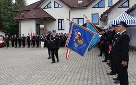 delegacje OSP, przemarsz, remiza