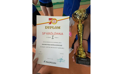 dyplom i puchar